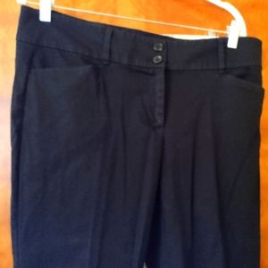 LOFT black cropped pants. Size 12.